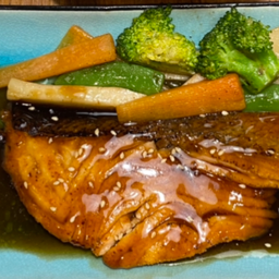 แซลมอนย่างเกลือ