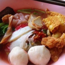 เรือนแก้ว เตี๋ยวหมูตุ๋น