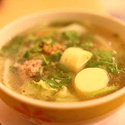 แกงจืดเต้าหู้หมูสับ