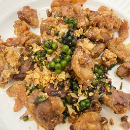 หมูสามชั้นคั่วพริกไทย