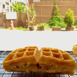 วาฟเฟิลนมสด(ไส้ข้าวโพด)