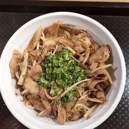 2612.BUTA YAKINIKU DONStie-fried sliced Pork Bowl