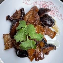 หมูบะเต็ง