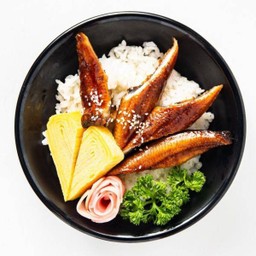 ชุดข้าวหน้าปลาไหล