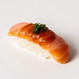 ซูชิ แซลมอนเบิร์นซอสเกาหลี