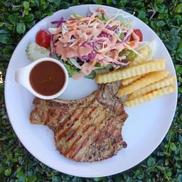 สเต็คพ็อคช็อพ ( หมูติดกระดูก-ติดมัน)