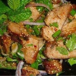 น้ำตกหมู