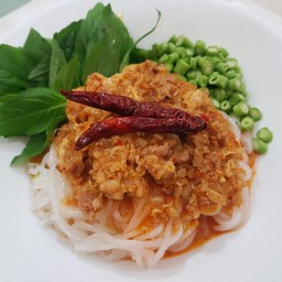 หมี่กะทิ จานโต