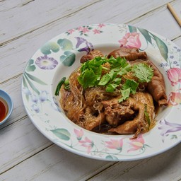 ขาไก่อบวุ้นเส้น