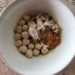 แห้งหมูจัมโบ้