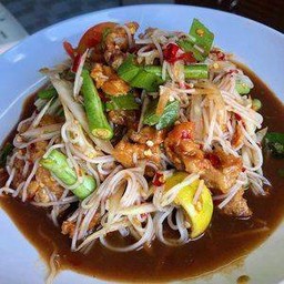 ตำขนมจีนแคปหมู