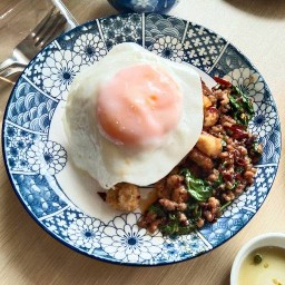 กระเพราโคตรกาก คลองสามวา