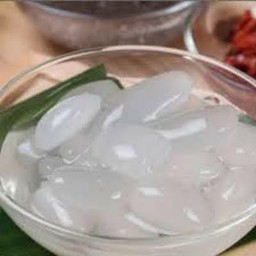 ลูกชิดลอยแก้ว