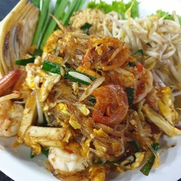 ผัดไทยวุ้นเส้นกุ้ง