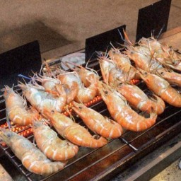 กุ้งเผาน้ำจิ้มรสเด็ด กาดรินคำ ร้านเดียวกับทะเลปิ้งย่าง