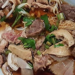 แอล ไอ ทาโกยากิ&ไข่ครก 1