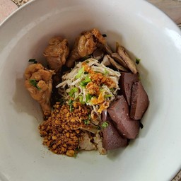 แห้งไก่จัมโบ้