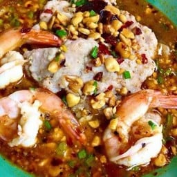 ก๋วยเตี๋ยวต้มยำกุ้ง รสเด็ด
