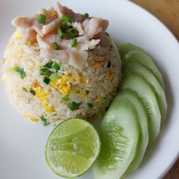 ข้าวผัดหมู