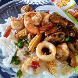 จูนอาหารตามสั่งพริกแห้ง (ข้าวหอมมะลิ) -