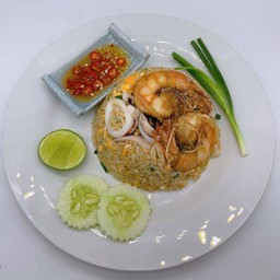 ข้าวผัดทะเล