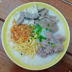 โจ๊กหมู+ไส้