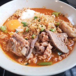 มาม่ารวมหมู