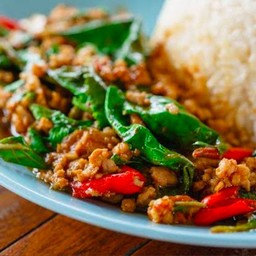 เฮง เฮง ก๋วยเตี๋ยวไก่ตุ๋นมะระ