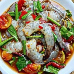 ตำต้องลอง