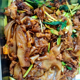 ผัดซีอิ๊วหมู