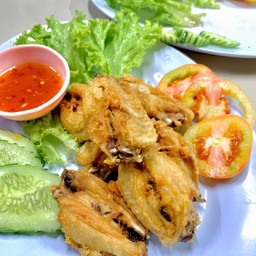 ปีกไก่ทอด