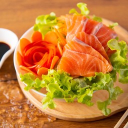 แซลมอนซาซิมิ ใหญ่