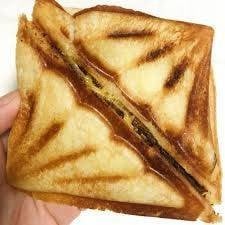 ข้าวโพดคลุกเนย