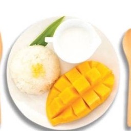 Mango With Sticky Rice And Coconut Milk