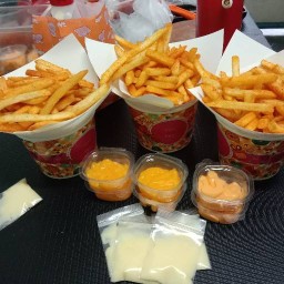 เฟรนซ์ฟรายชีส🍟&🍗กระเพรา81byน้องไตเติ้ล