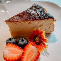 Matcha cheesecake