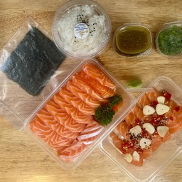 อิ่มจุก (salmon sashimi 500 g +set salmondong 80 g )