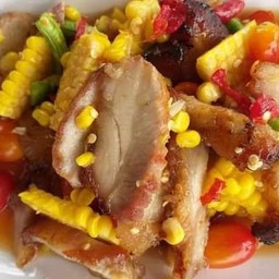 ตำข้าวโพดคอหมูย่างปลาร้า