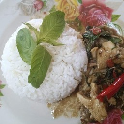 ข้าวกะเพราไก่