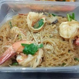 กุ้งอบวุ้นเส้น
