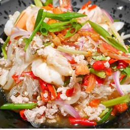 ยำวุ้นเส้นทะเลรวม