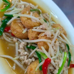 ผัดถั่วงอกเต้าหู้หมูสับ