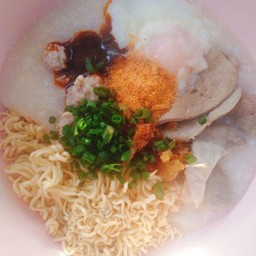 โจ๊กมาม่า (ต้มยำ)