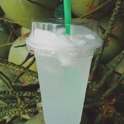 ยำ ยำ บุญปีีบ