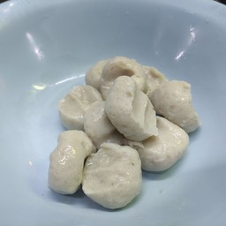 ลูกชิ้นปลาแบนลวก