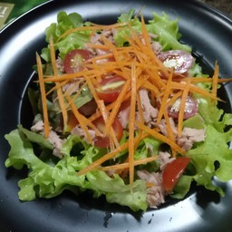 สลัดทูน่า