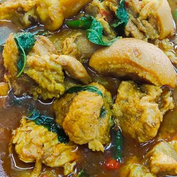 แกงคั่วขาหมู พริกแกงใต้