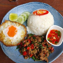 NPบ้านกะเพรา  (สด สะอาด อร่อย ประหยัด)