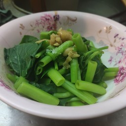 ผักบุ้งลวก