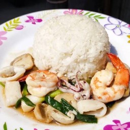 ข้าวทะเลผัดน้ำมันหอย